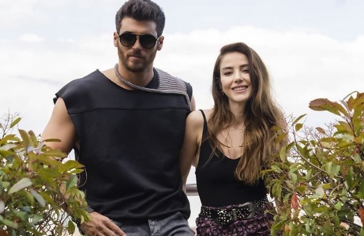 Can Yaman e Ozge Gurel