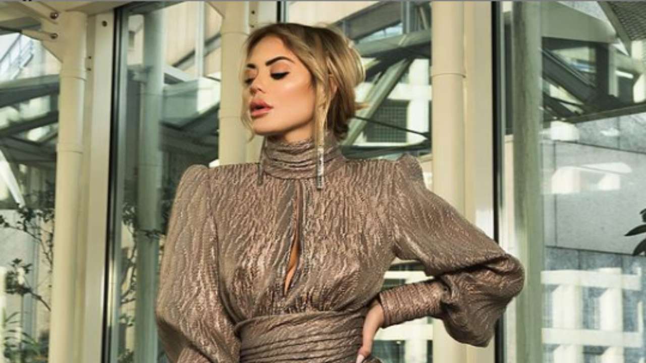 Elena Morali mutandine vista