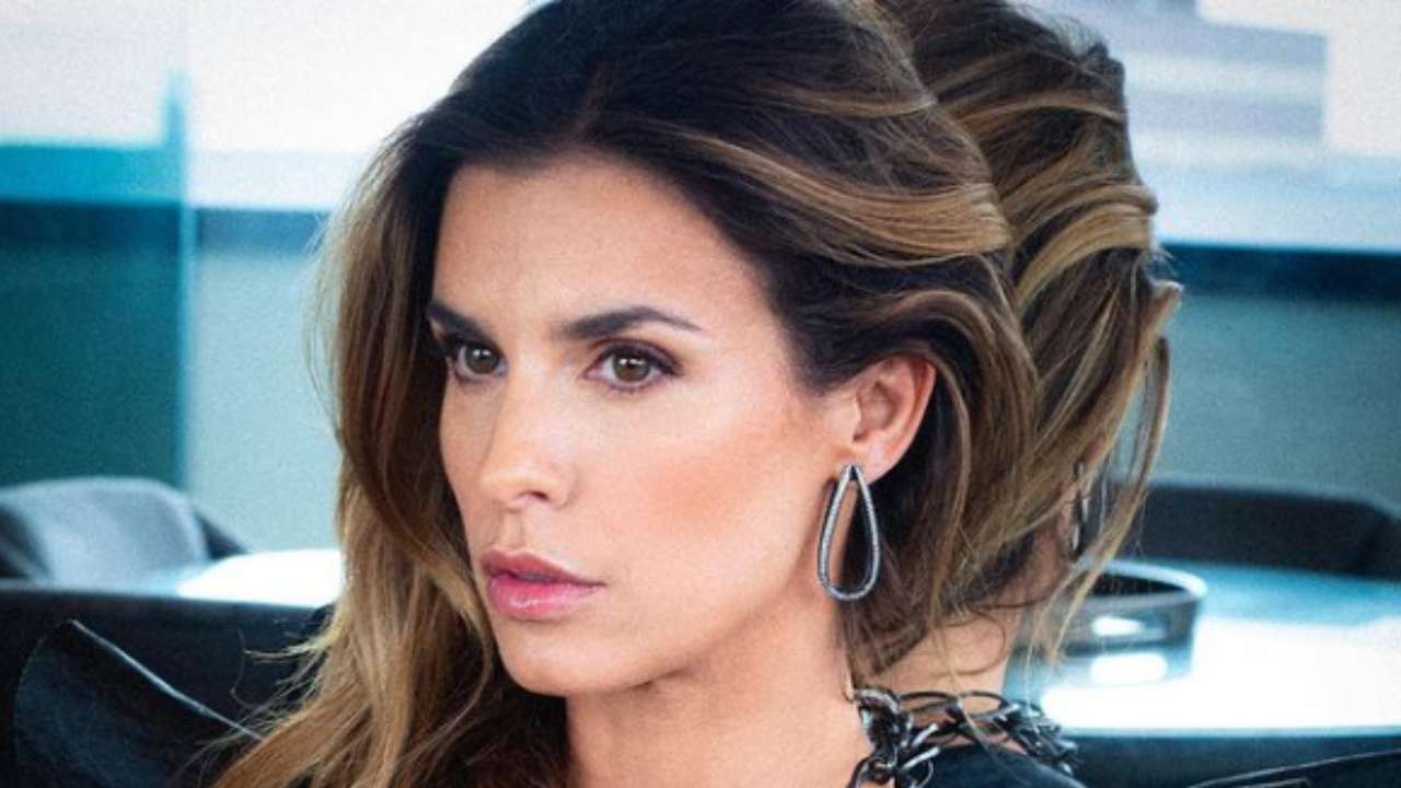 Elisabetta Canalis bella giornata sole dolce compagnia