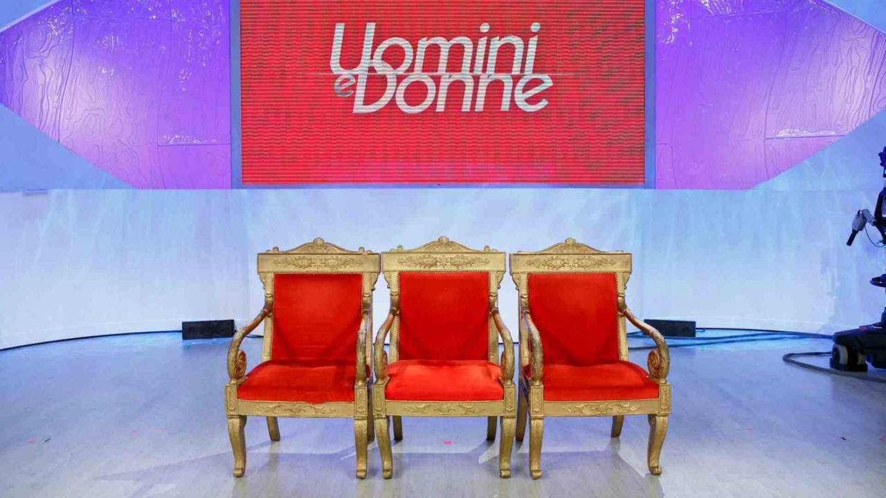 Uomini e Donne studio