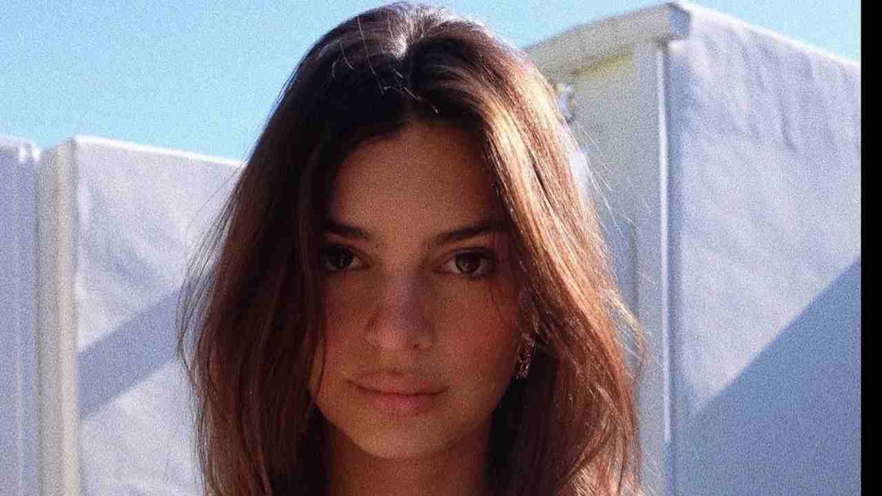 Emily Ratajkowski