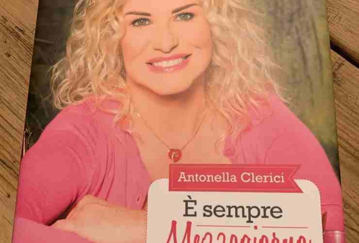 Antonella Clerici E' sempre Mezzogiorno