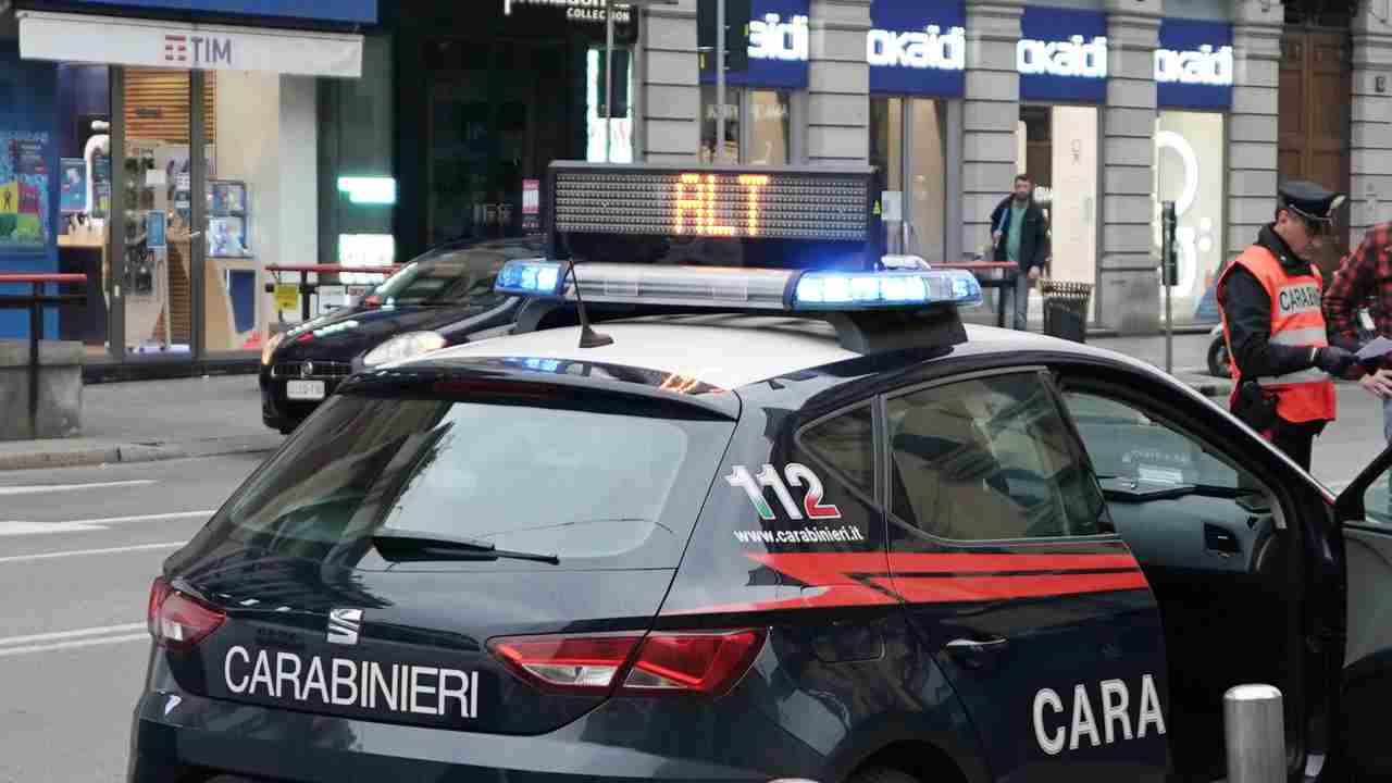 automobile dei Carabinieri