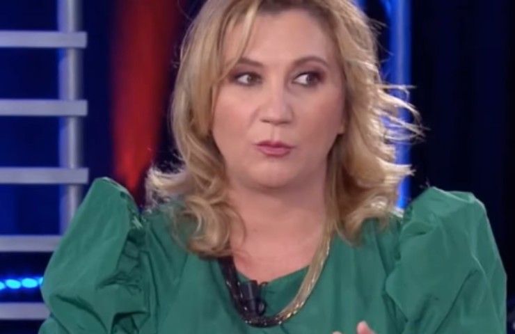 Serena Bortone svela un retroscena importante sull'amore. "Non riesco..."