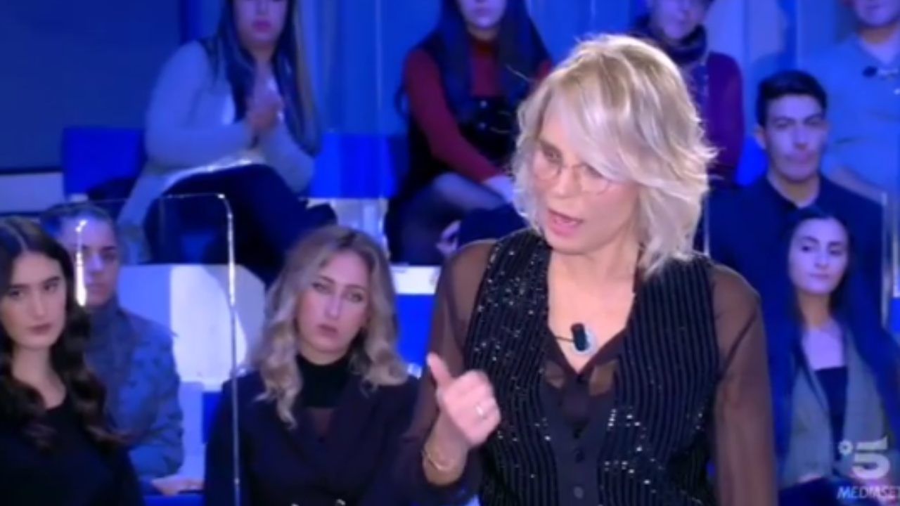 Amici 20, Maria De FIlippi spiazza i fan: reazione inaspettata, mai sentita