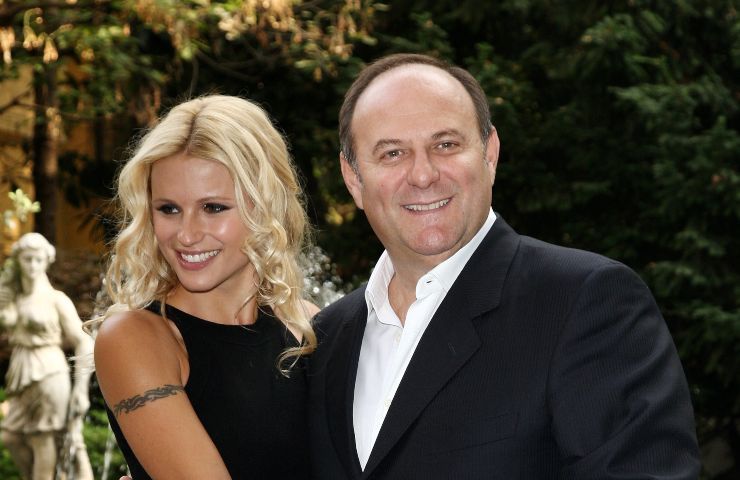 Michelle Hunziker e Gerry Scotti sorridenti