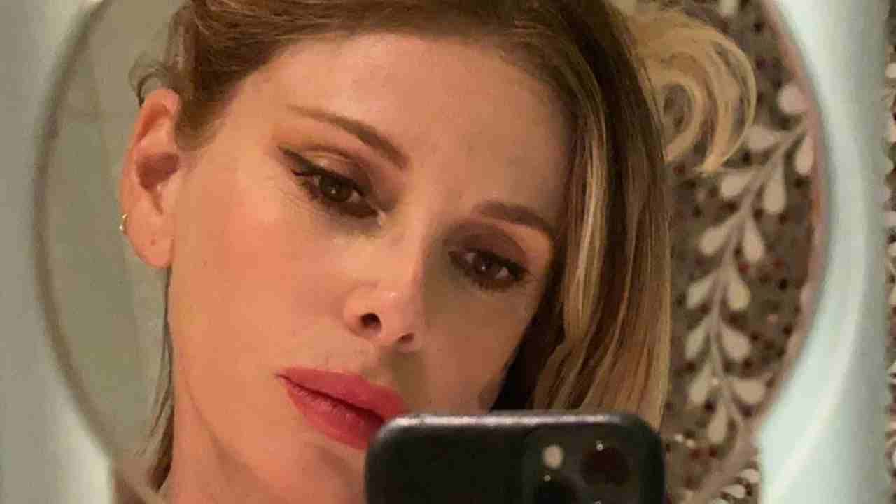 Temptation Island, Alessia Marcuzzi fuori dagli obiettivi: la reazione della conduttrice