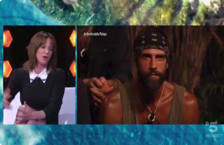 Asia Argento critica Awed Isola