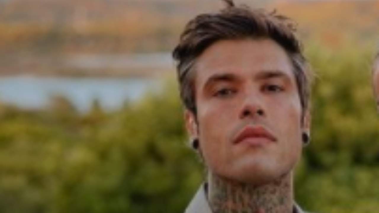 Achille Lauro si lascia andare su Chiara Ferragni, Fedez non ci sta: "Scusa"?