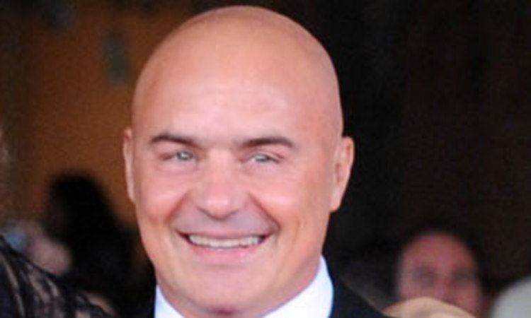 Luca Zingaretti sorriso