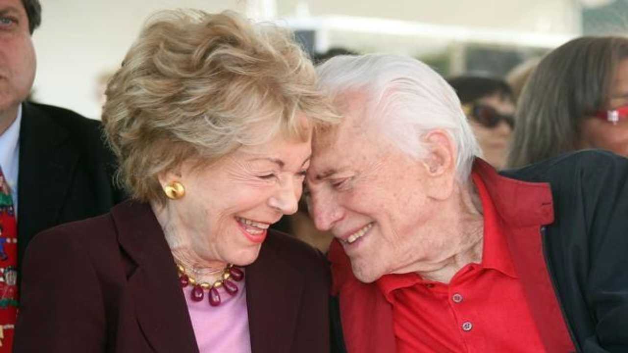 Kirk Douglas e Anne Douglas Buydens