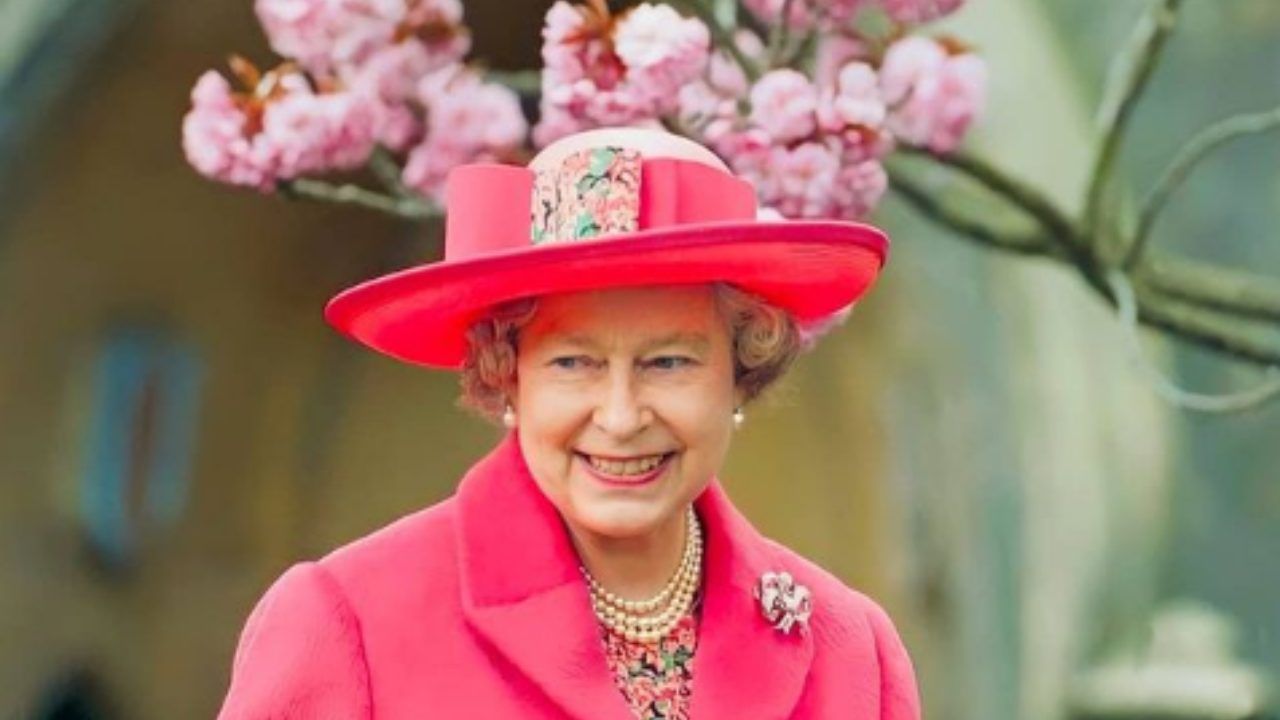 Regina Elisabetta, il gesto solidale con un suo collaboratore: che emozione