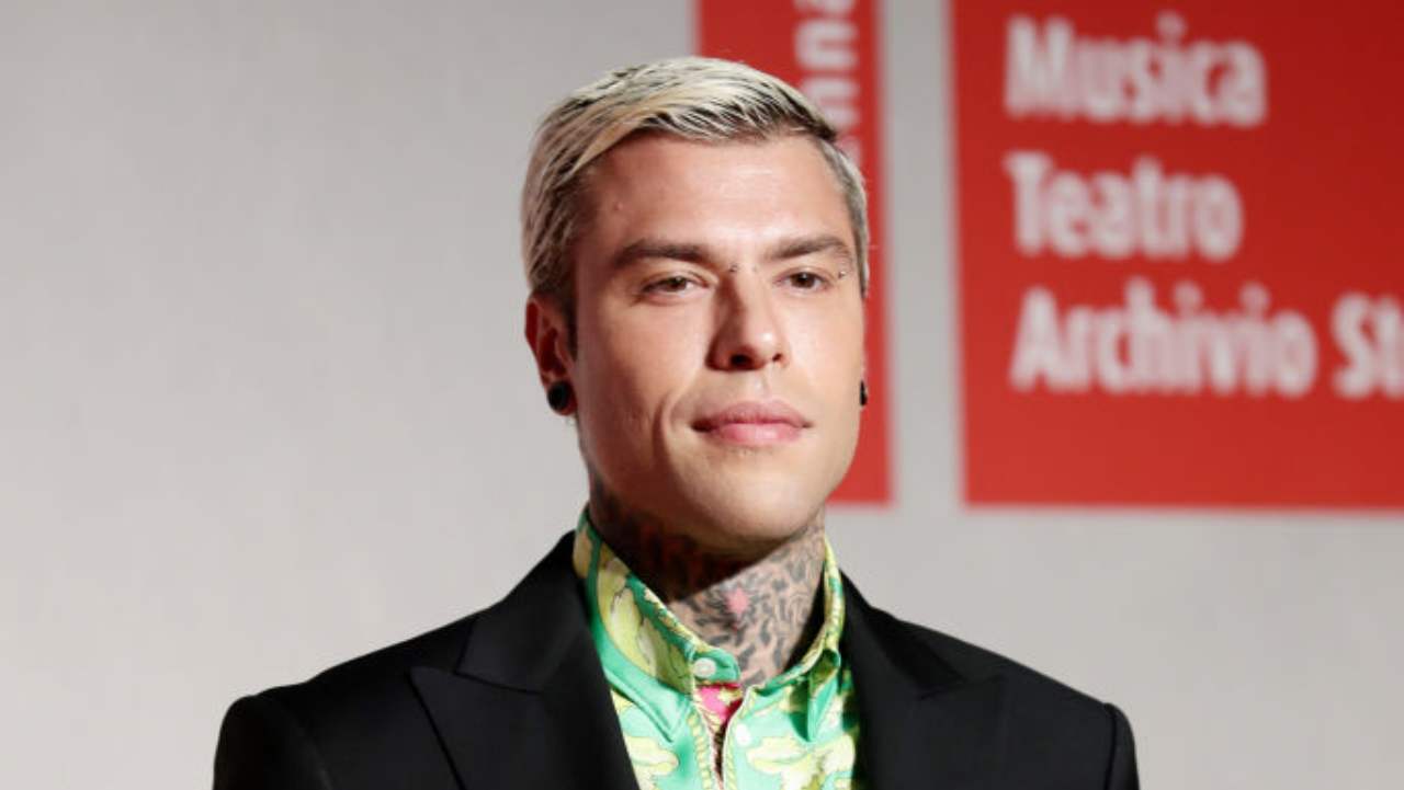 Fedez red carpet