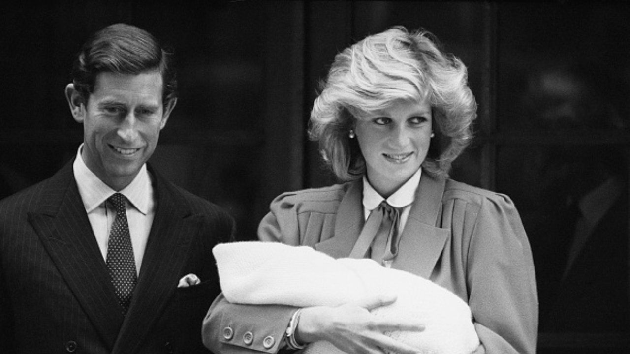 Royal Family, la statua di Lady Diana vittima di atti vandalici