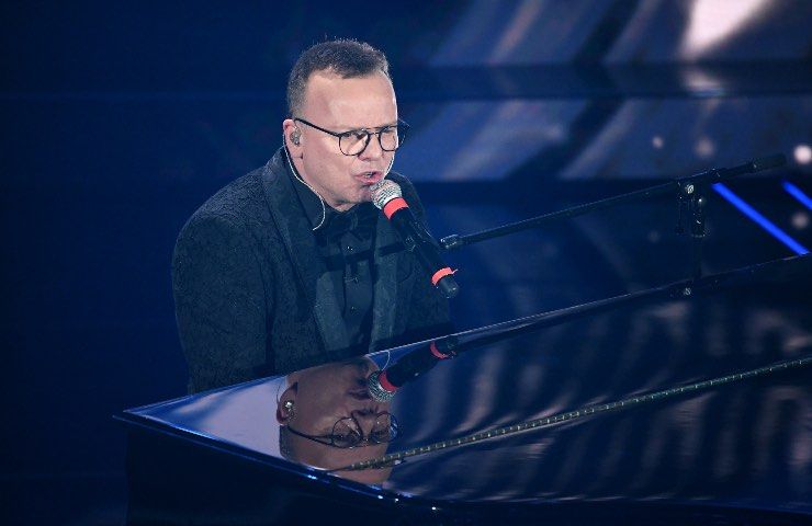 Gigi D'Alessio figlio nei guai dopo denuncia avvicina sentenza