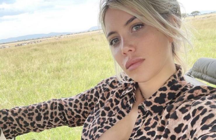 Wanda Nara, buongiorno leopardata in Africa sfida Madre Natura: bellissima - FOTO