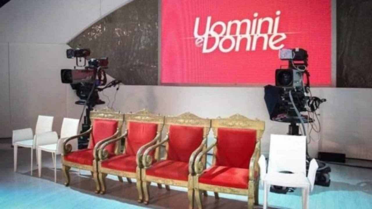 Uomini e Donne studio (Instagram)