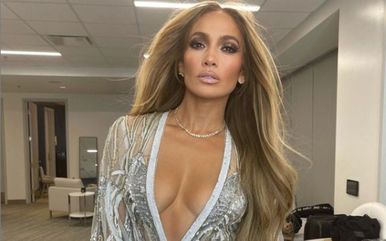 jennifer lopez guarda