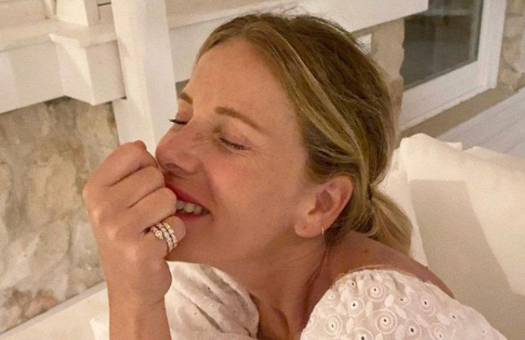 Alessia Marcuzzi, il calendario che tutti aspettavano: incontenibile - VIDEO