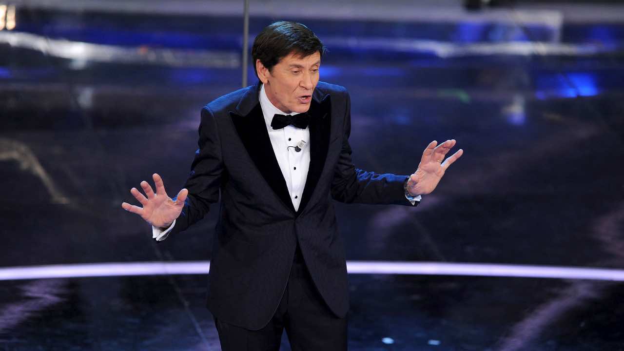 Gianni Morandi meglio acqua che fuoco foto