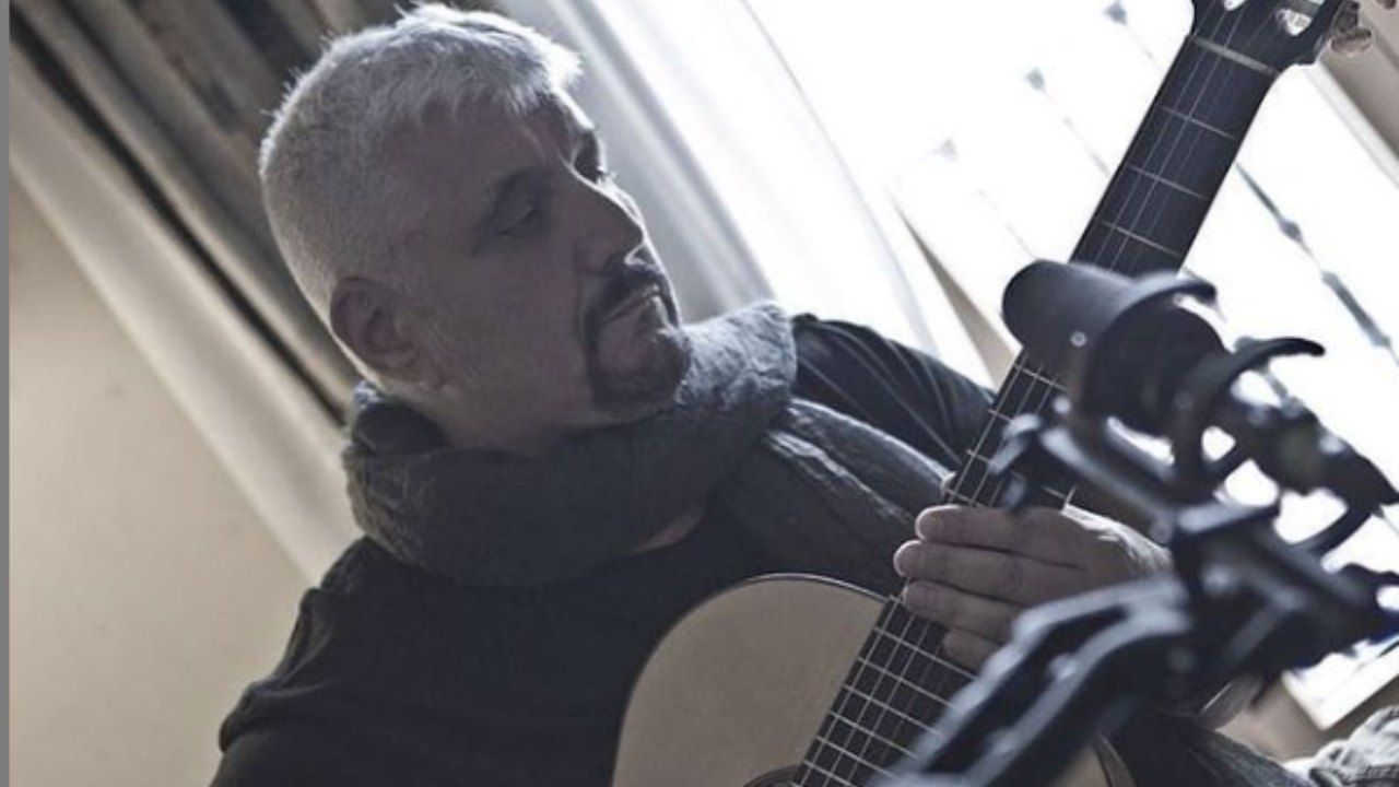 pino daniele suona