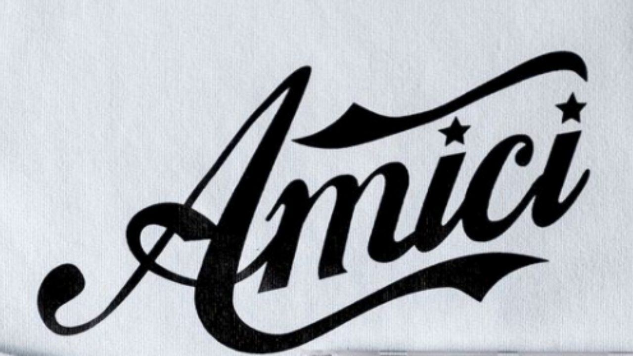 Amici 21 logo (Facebook)