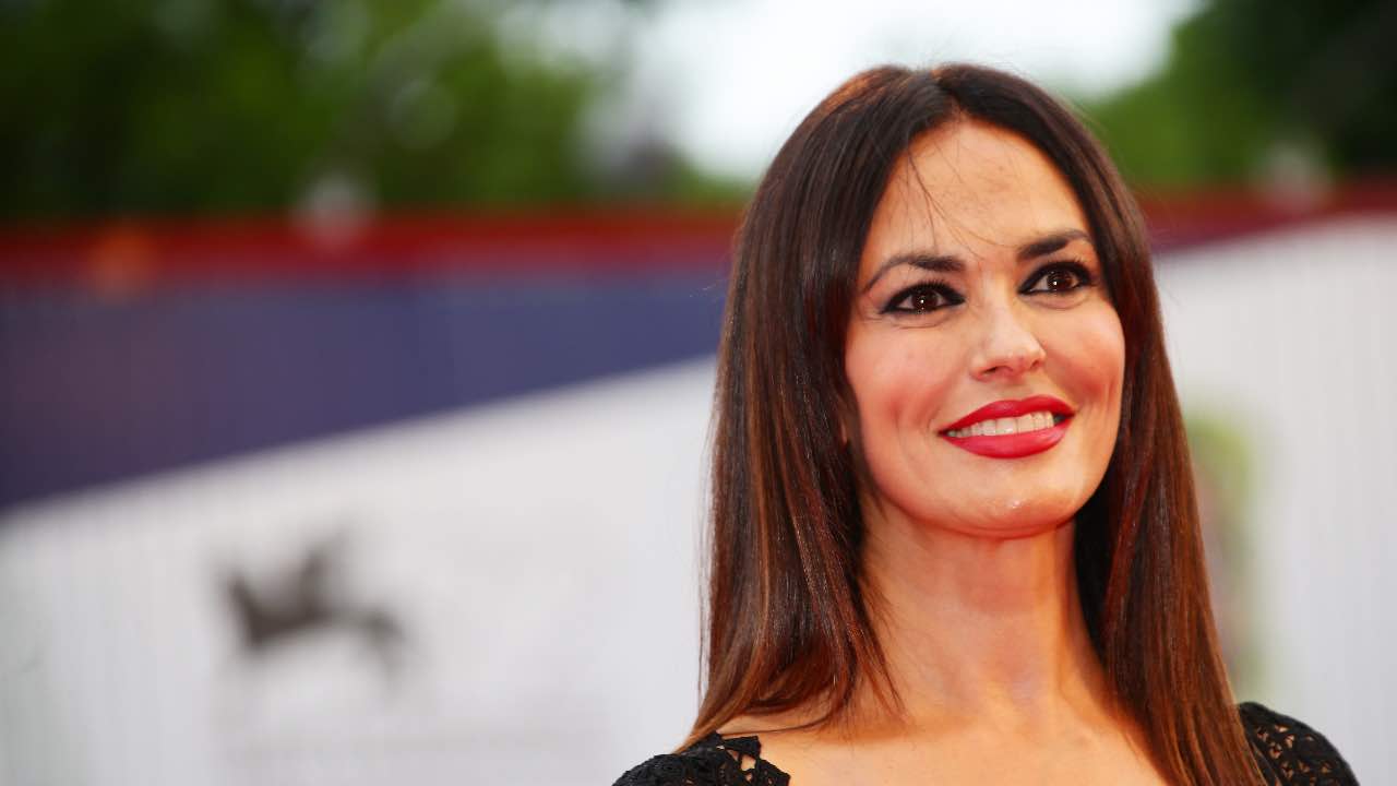 Maria Grazia Cucinotta buongiorno non inosservato foto