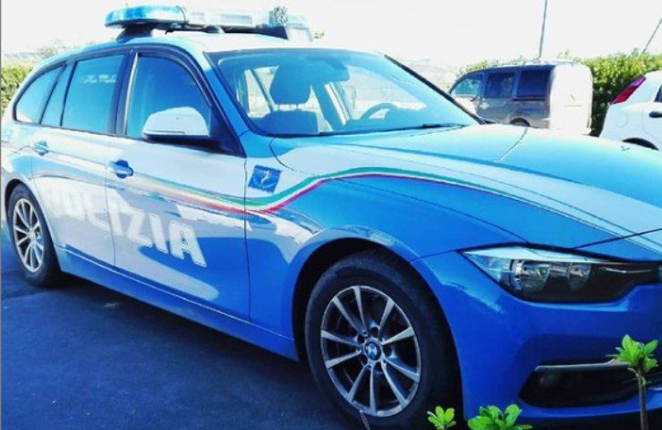 polizia stradale rissa