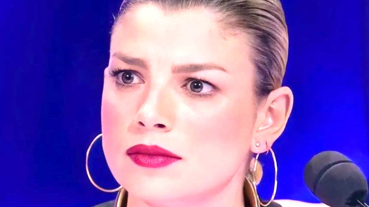 Scherzo ad Emma Marrone