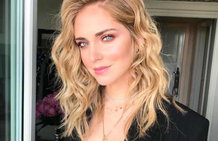 Chiara Ferragni minigonna