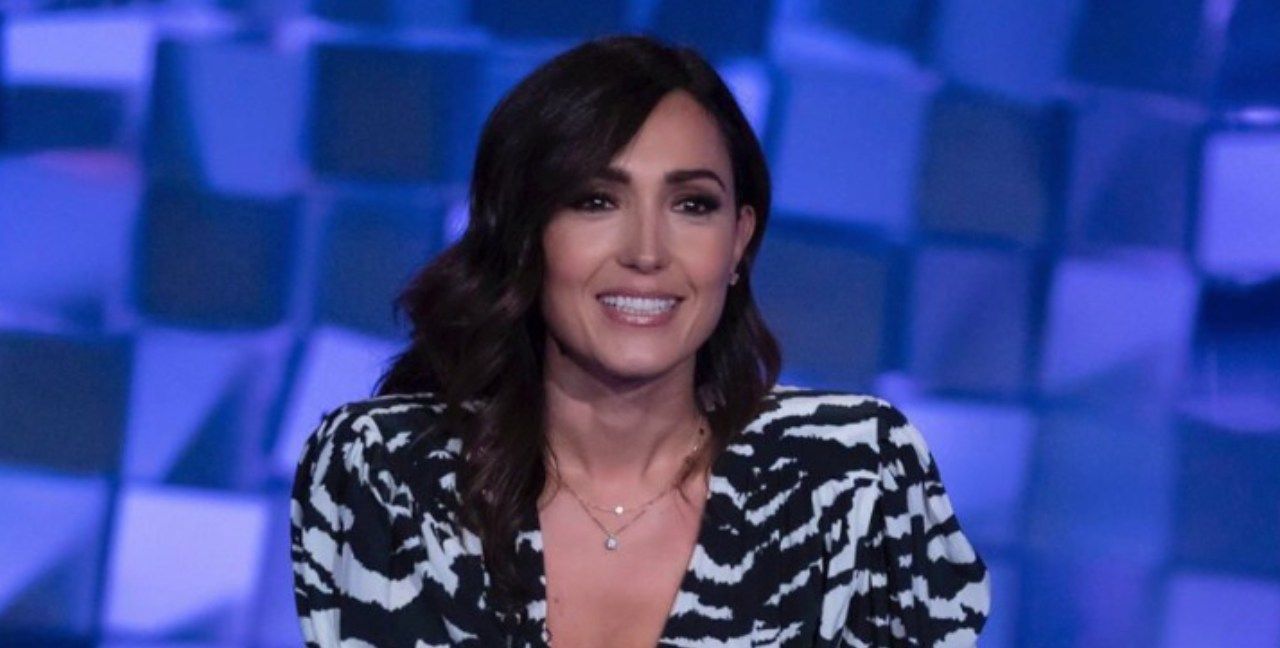 Caterina Balivo, il sorriso incandescente che fa innamorare: sublime - FOTO