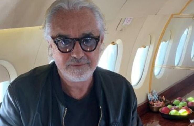 Flavio Briatore ha deciso, oggi farà così: la reazione dei fan è sorprendente - FOTO 