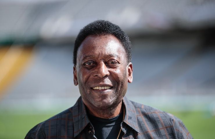 Pelé condizioni salute nuovo ricovero