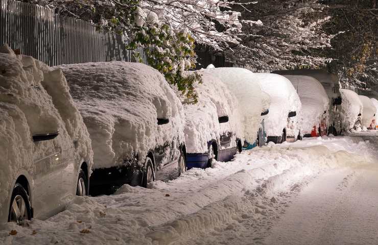 Arriva il grande freddo: questa la migliore manutenzione per la propria auto 