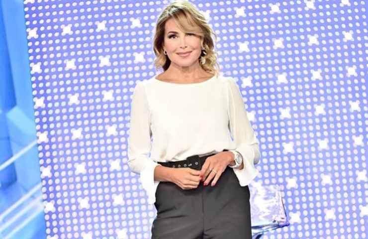 "Non torna più in televisione": Barbara D'Urso, le parole dai social che preoccupano i fan