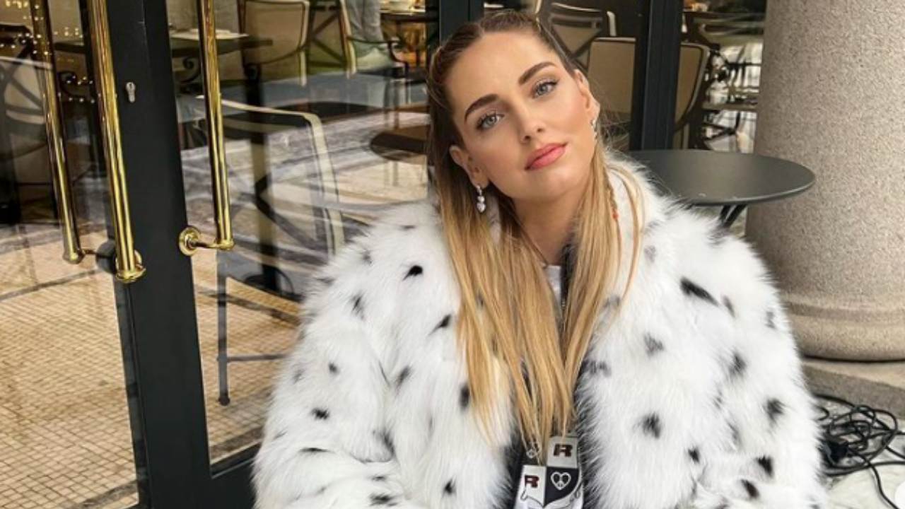 Chiara Ferragni, l'outfit che scatena i fan: "Sei un vero spettacolo" - FOTO