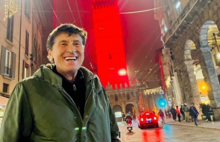 Gianni Morandi, il risveglio che sognava da tempo: "Buona domenica" così - FOTO