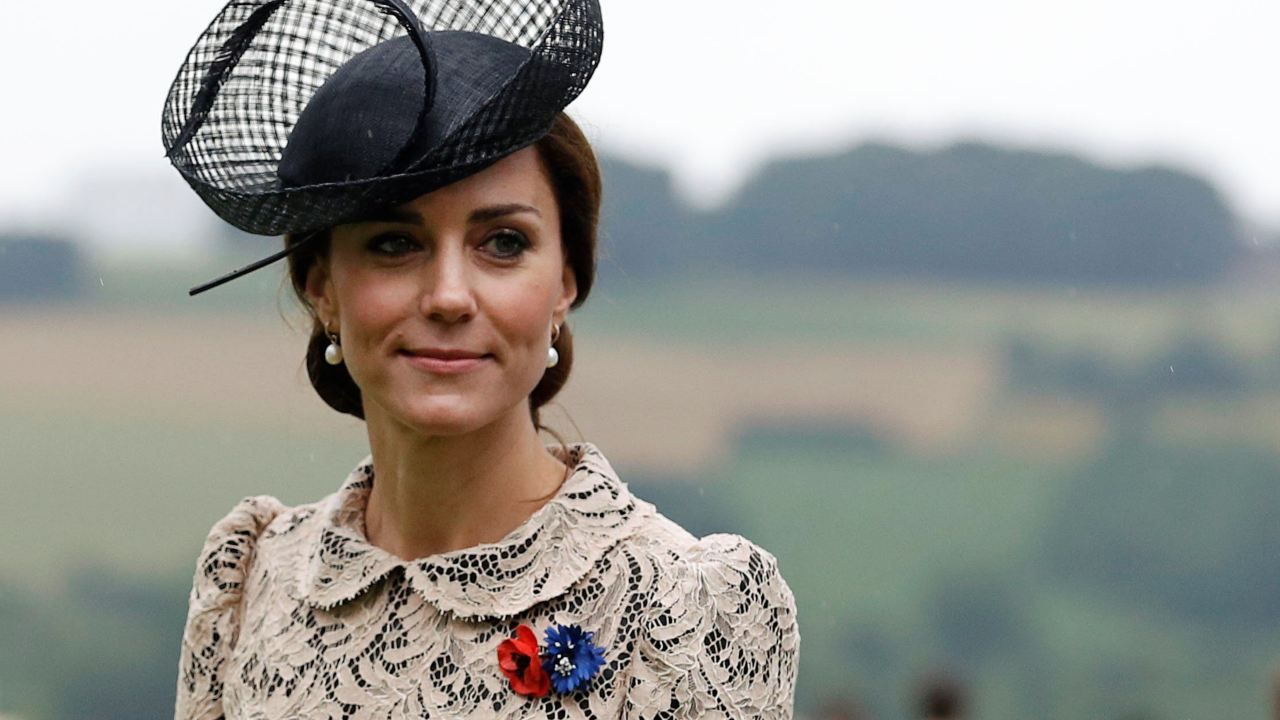 Royal Family, stangata a ciel sereno per Kate Middleton: non è più Lei la prescelta!