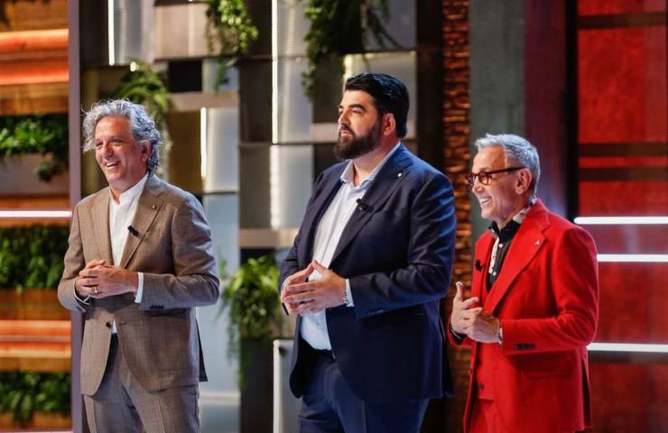 Masterchef, puntata impedibile in arrivo: Cannavacciuolo non trattiene l'emozione