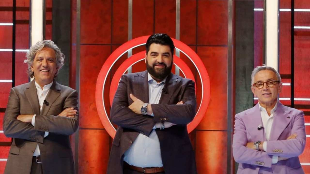 Masterchef, puntata impedibile in arrivo: Cannavacciuolo non trattiene l'emozione