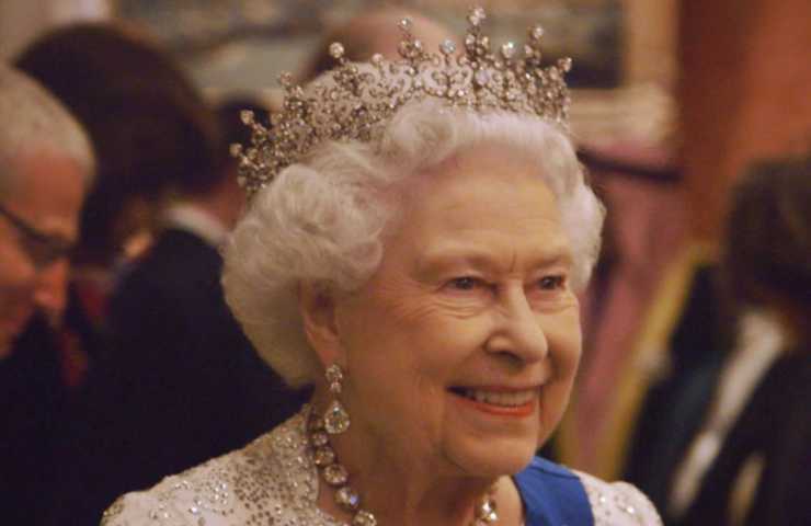 Regina Elisabetta II (Facebook)