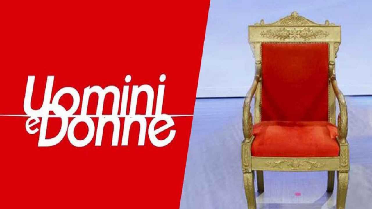 Uomini e Donne logo sedia (Facebook)