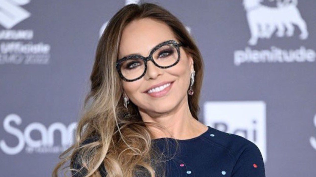 Ornella Muti, i migliori SCATTI della sua carriera: così ha stregato tutti i followers