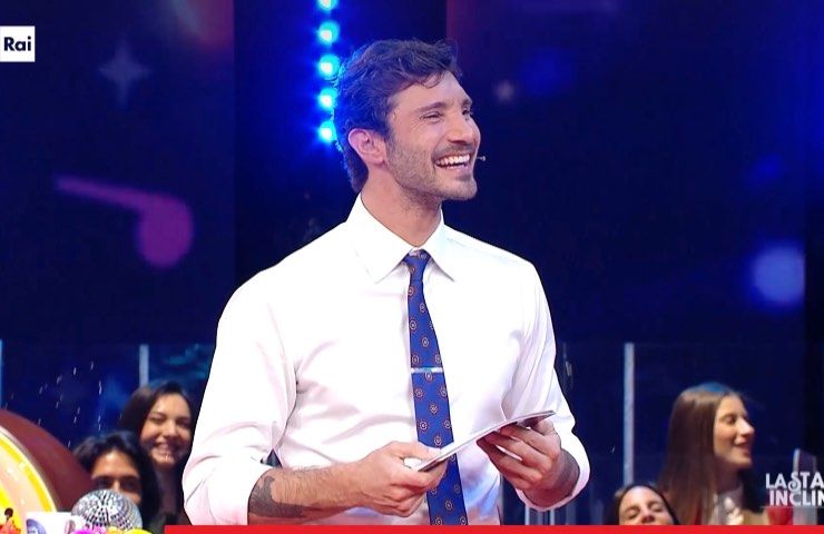 Stasera tutto è possibile ospiti Stefano De Martino