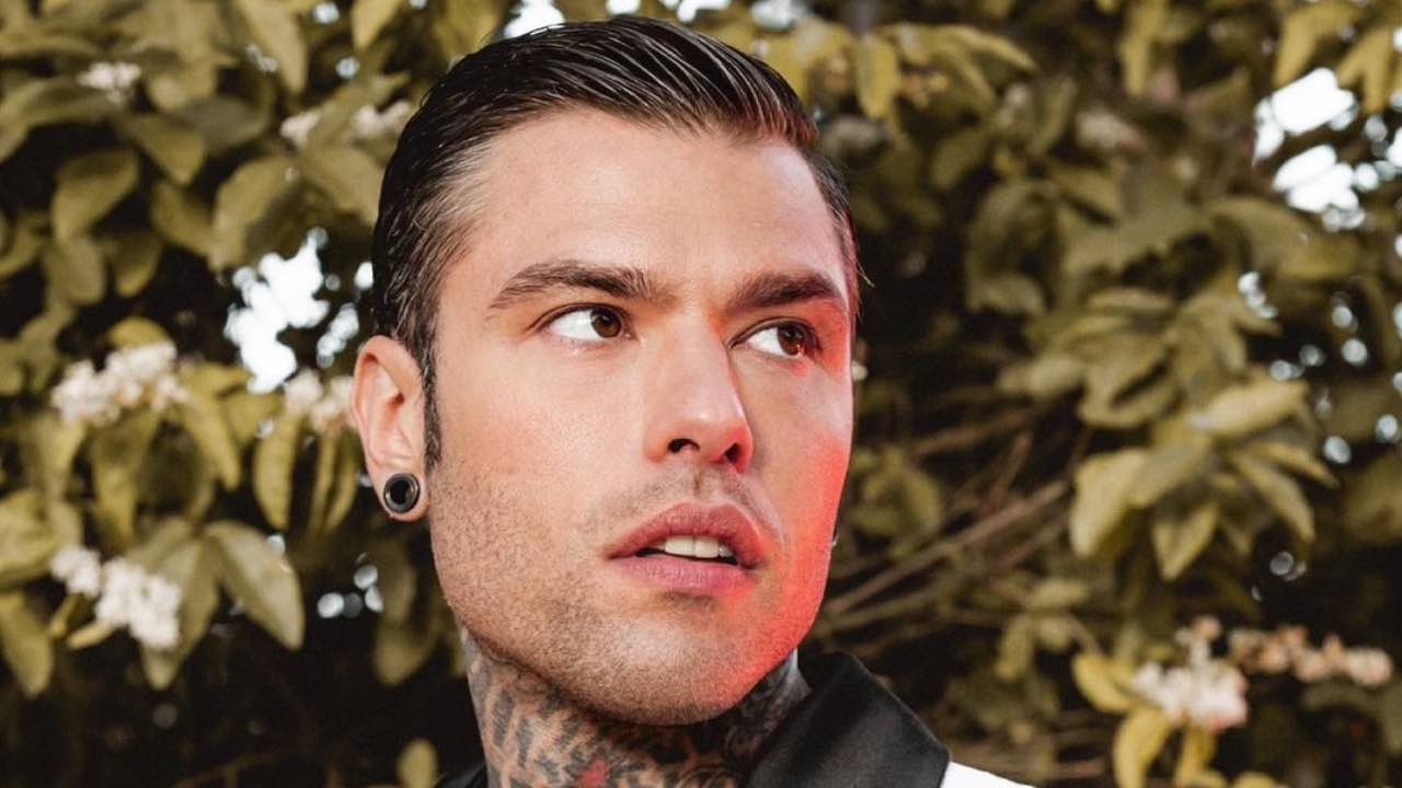 Fedez saluto