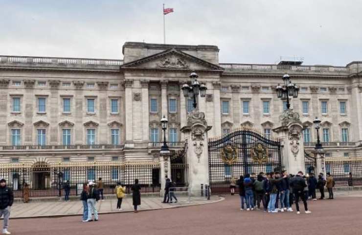 Regina Buckingham Palace