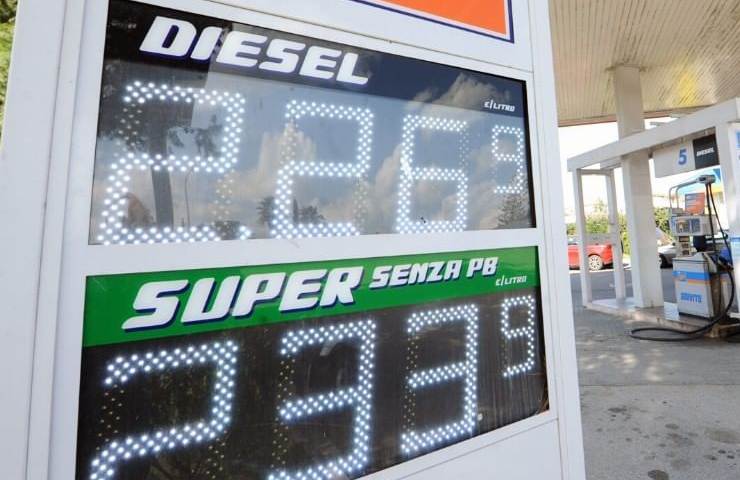 Prezzi carburante