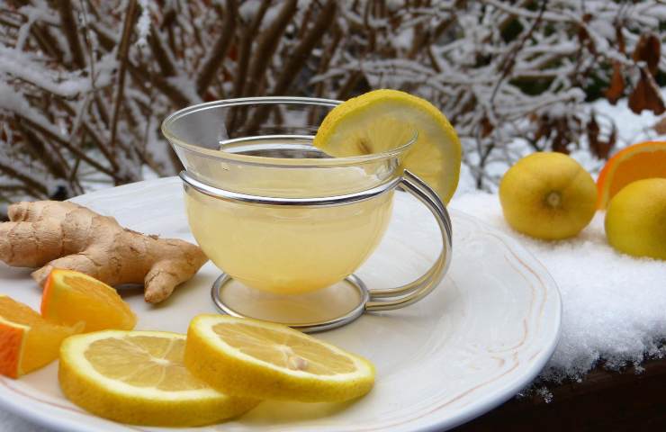 Acqua e limone detox