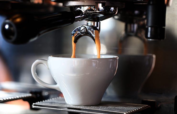 Caro caffè aumenta prezzo tazzina bar