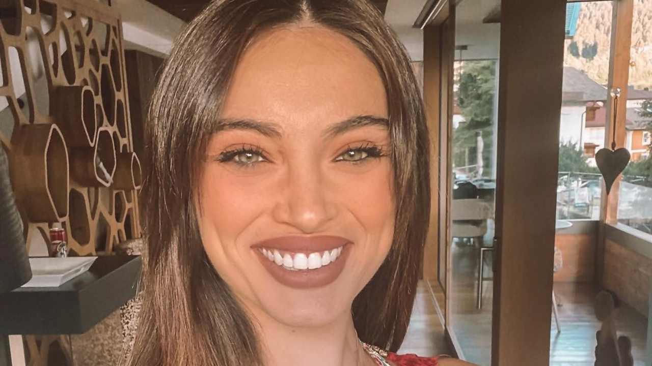 Lorella Boccia sorriso selfie primo piano